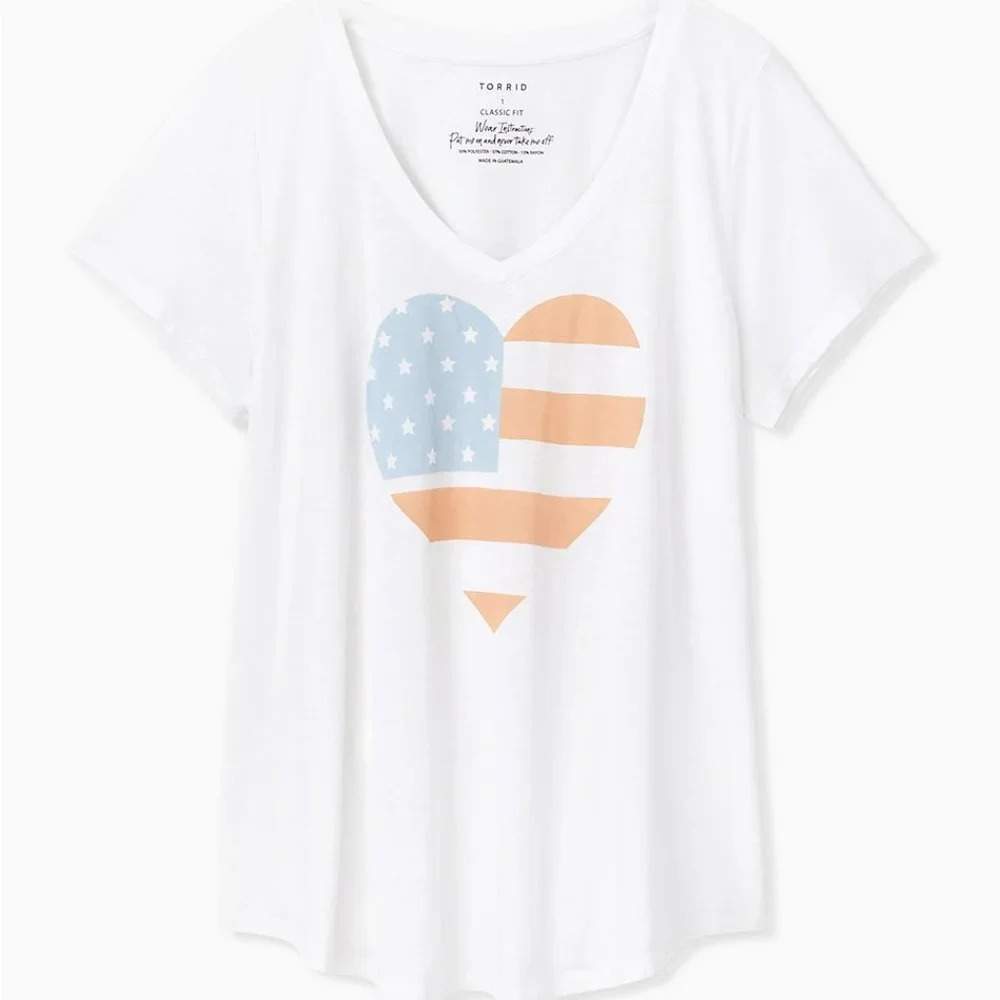 Torrid AMERICAN HEART V-NECK TEE Size 2